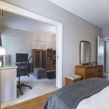 Stunning Central Apartment Атина Екстериор снимка