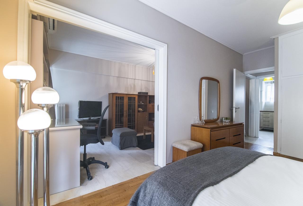 Stunning Central Apartment Атина Екстериор снимка