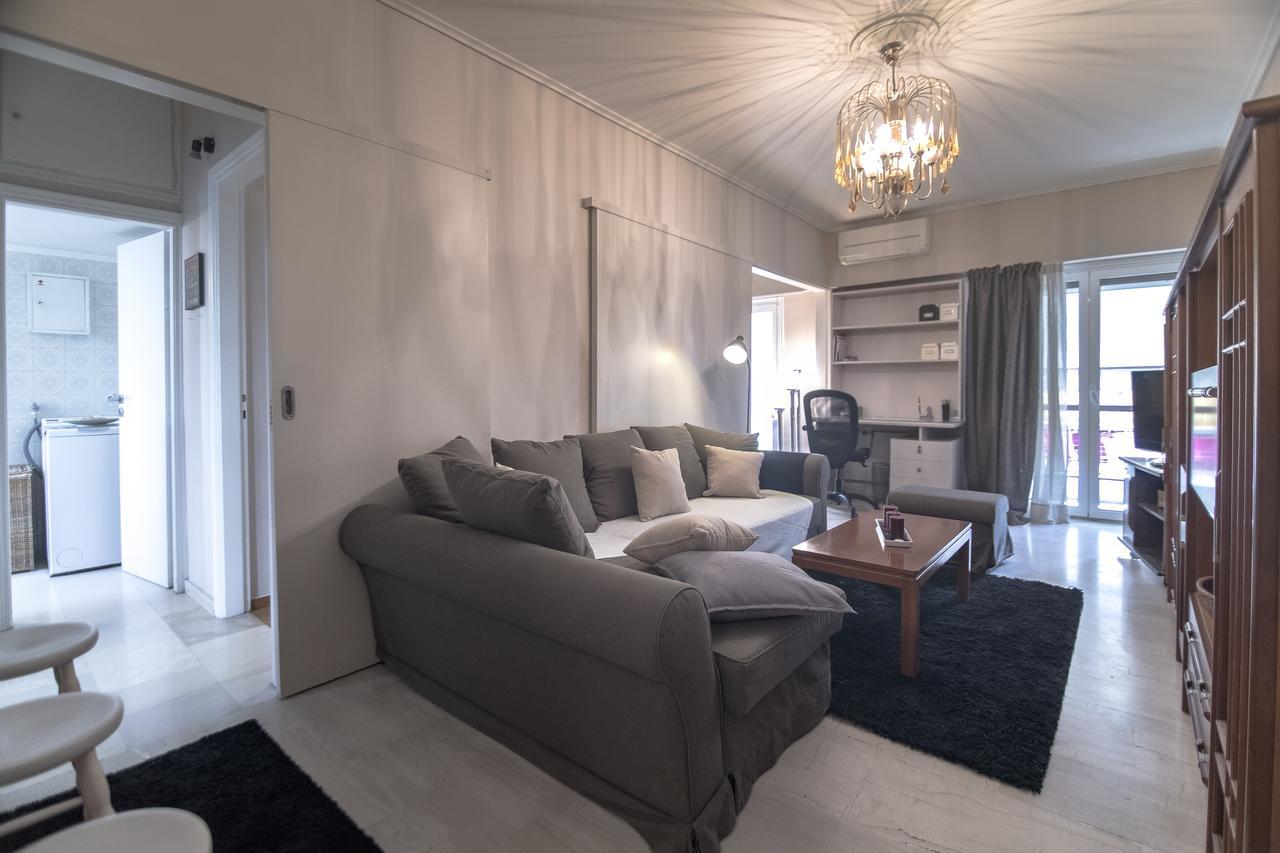 Stunning Central Apartment Атина Екстериор снимка