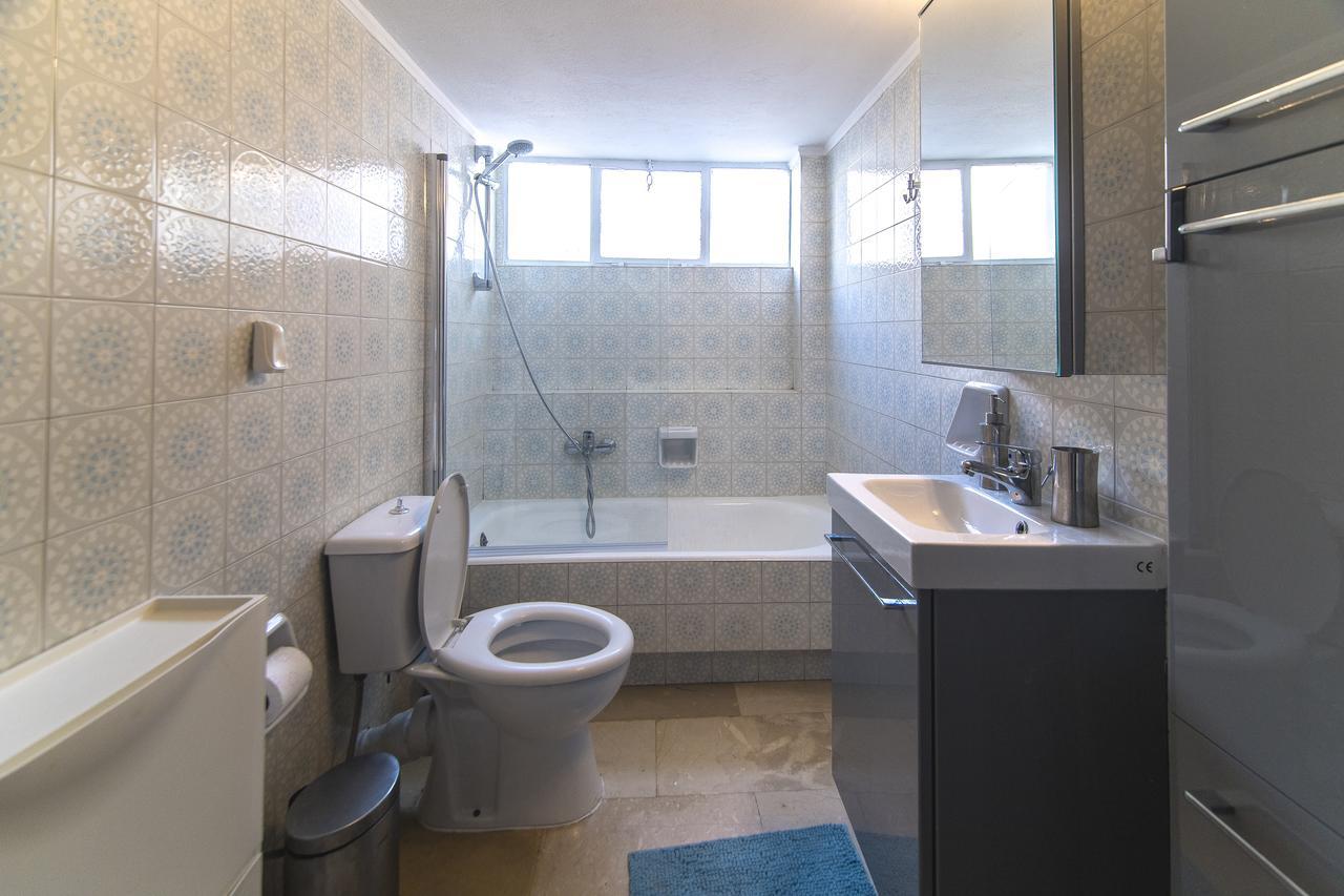 Stunning Central Apartment Атина Екстериор снимка