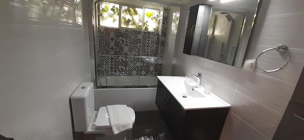 Stunning Central Apartment Атина Екстериор снимка